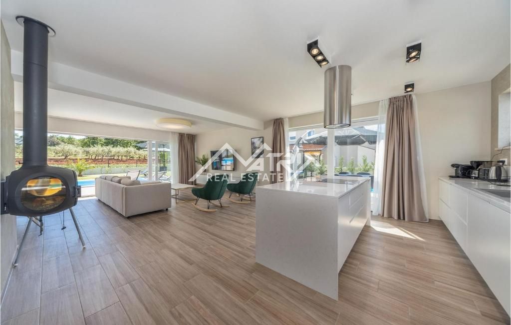 Poreč okolica, lepa moderna hiša blizu mesta