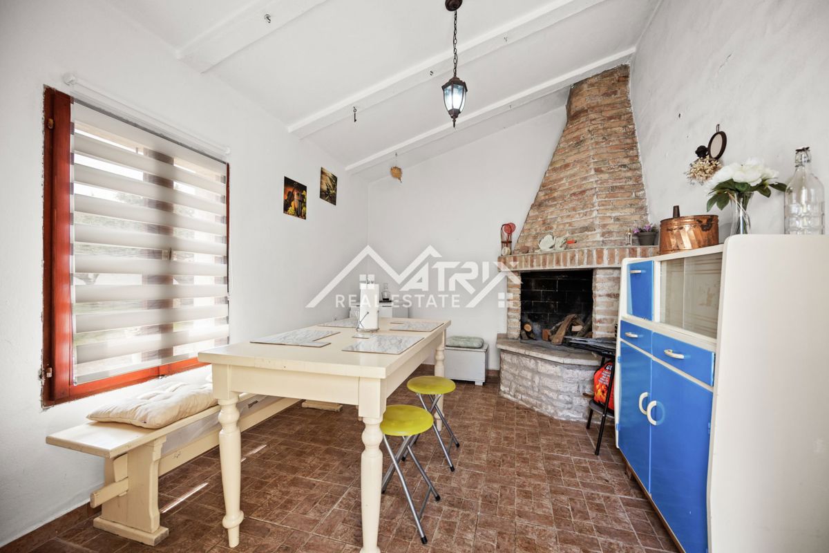 Marčana okolica, čarobna istrska hiša z bazenom