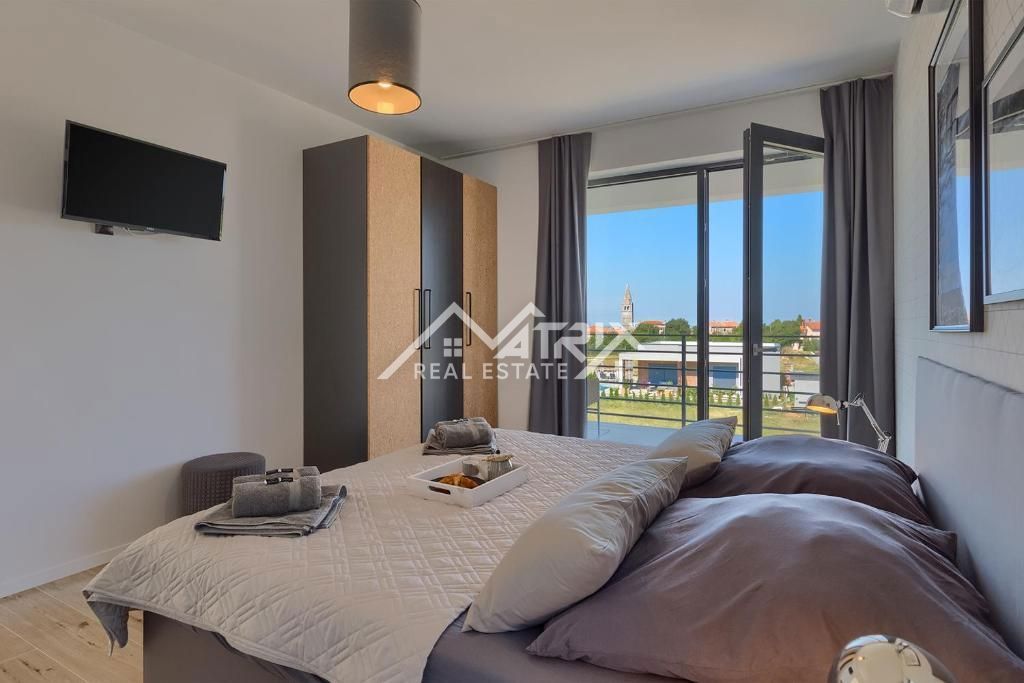 Fažana okolica, Moderna hiša z bazenom blizu morja!