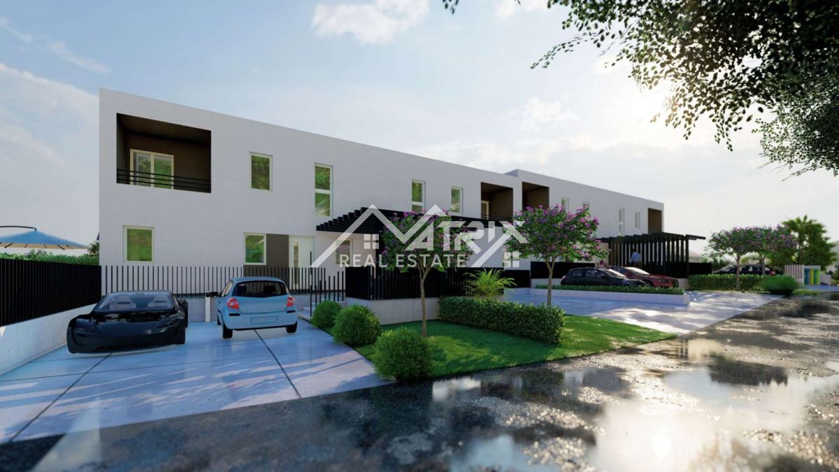 Poreč, moderna novogradnja v bližini morja in centra mesta