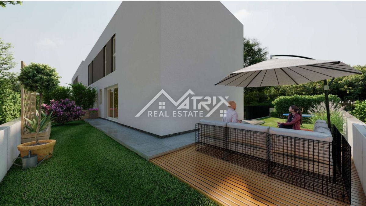 Poreč, moderna novogradnja v bližini morja in centra mesta