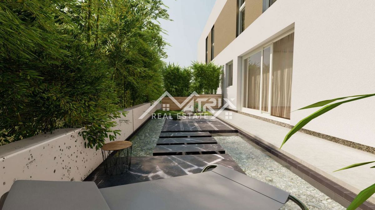 Poreč, moderna novogradnja v bližini morja in centra mesta