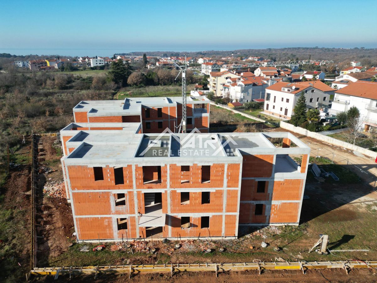  Poreč, veliko stanovanje z vrtom v bližini morja