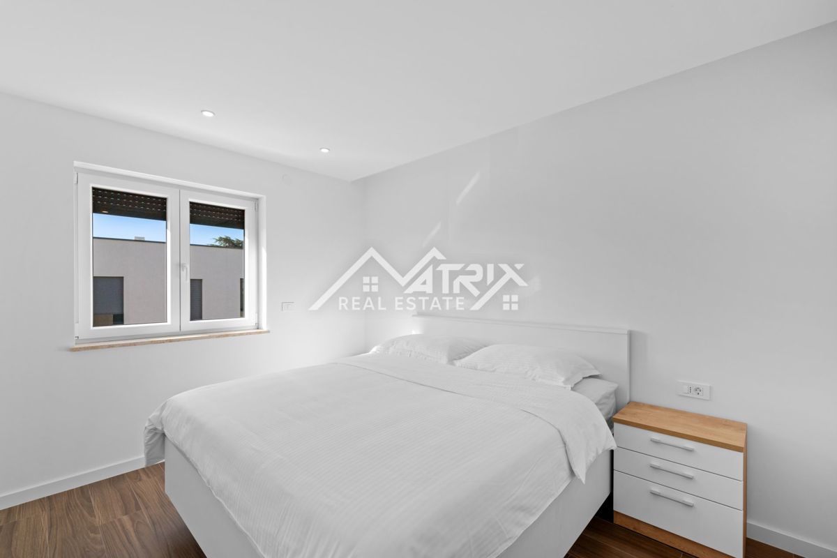 Poreč, luksuzni penthouse s pogledom na morje, Novo!