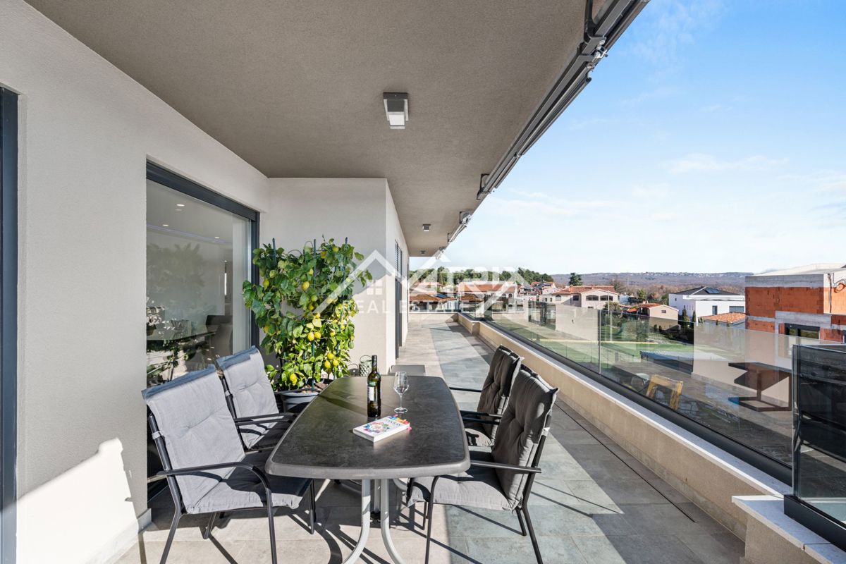 Poreč, luksuzni penthouse s pogledom na morje, Novo!