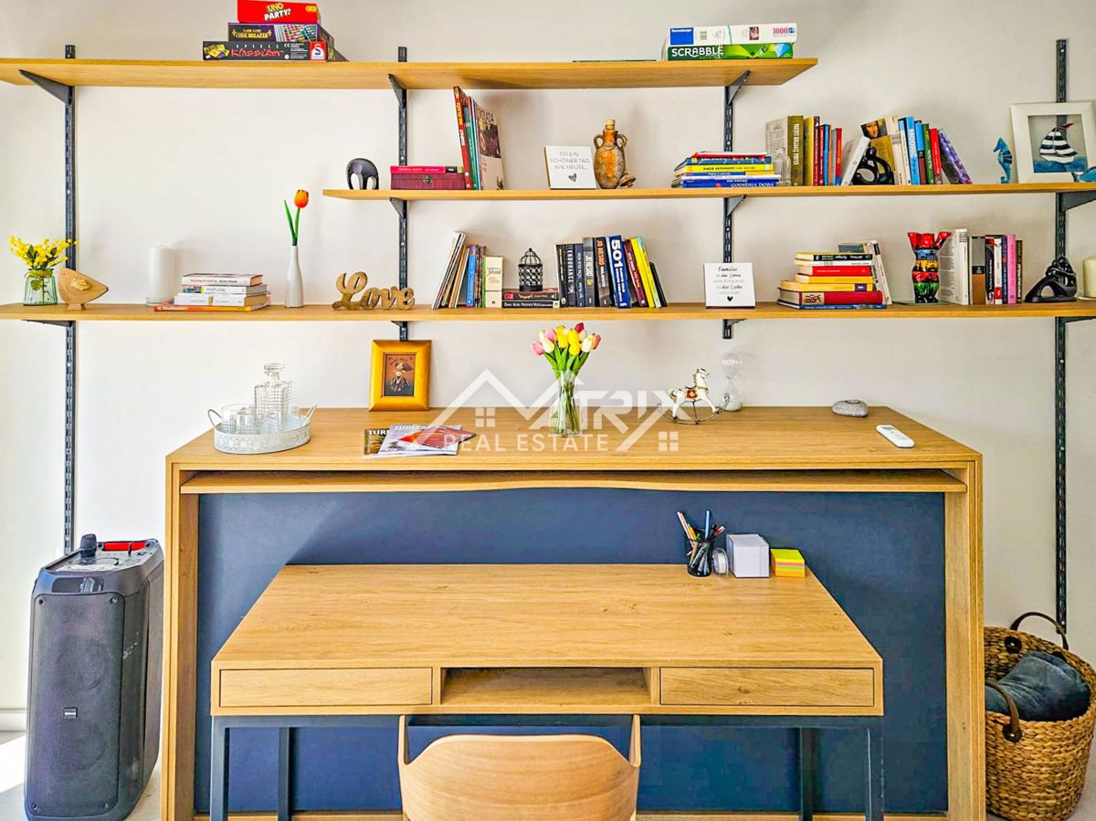 Poreč okolica - Moderna vila z bazenom, jacuzzijem in savno