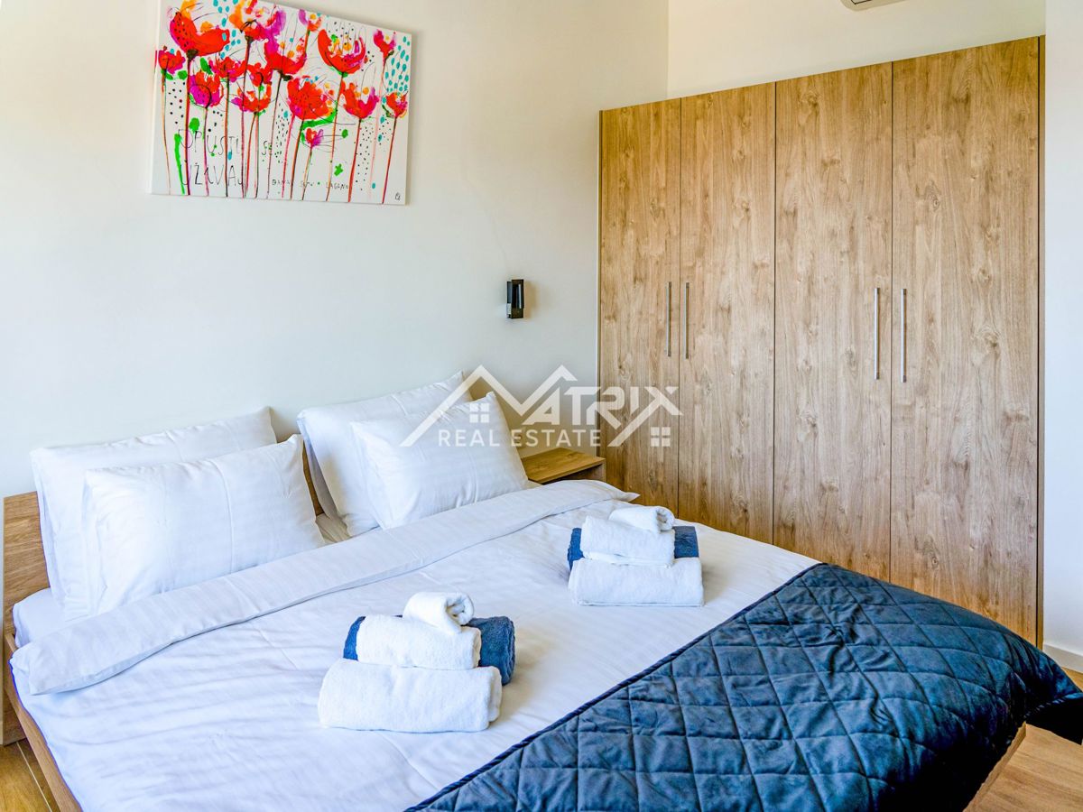 Poreč okolica - Moderna vila z bazenom, jacuzzijem in savno