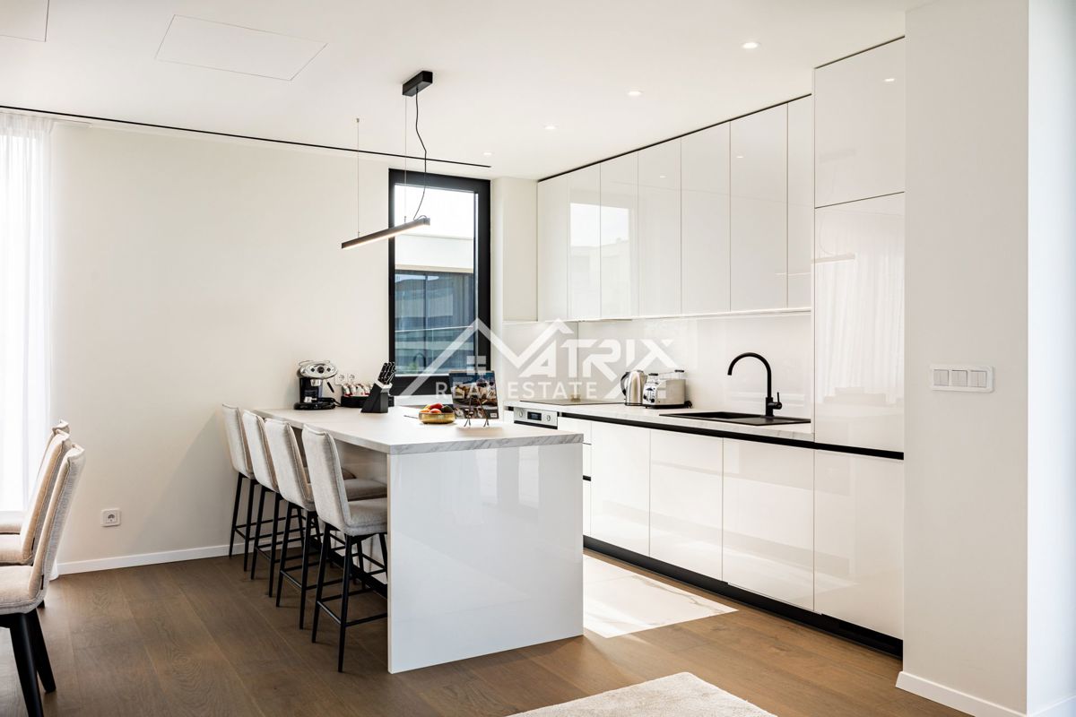 Savudrija, razkošna vila v elitnem letovišču