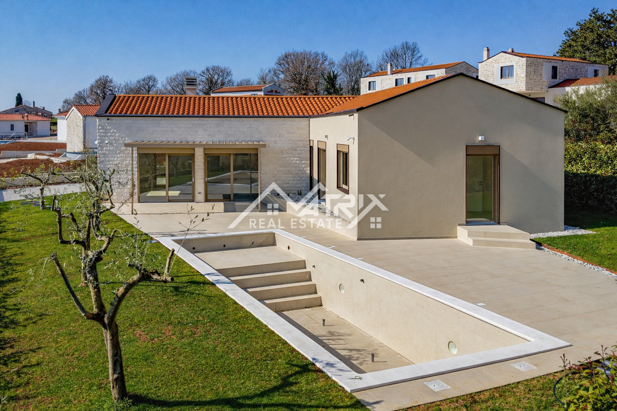 Poreč okolica, moderna pritlična hiša z ogrevanim bazenom