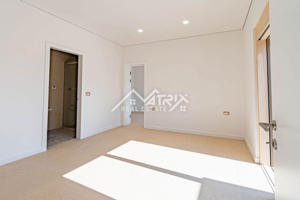 Poreč okolica, moderna pritlična hiša z ogrevanim bazenom