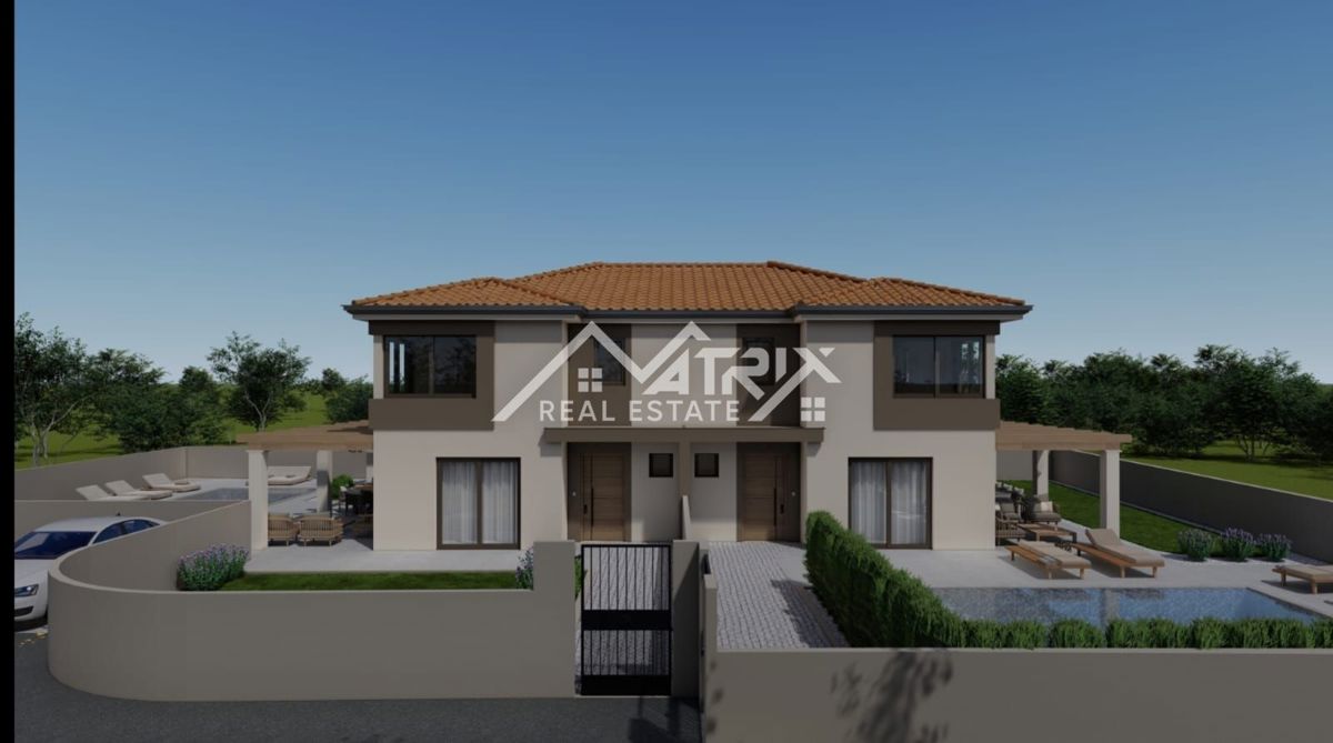 Poreč okolica moderna hiša z bazenom in savno, 10 km od Poreča