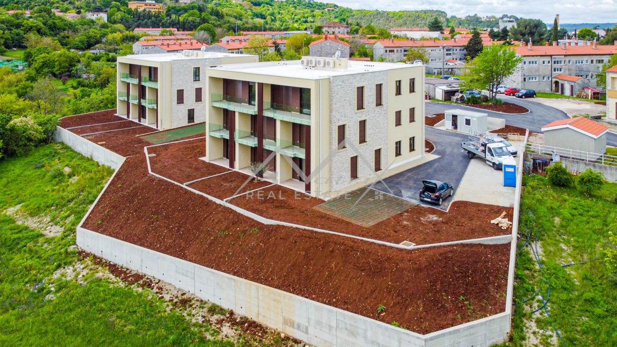 Labin, moderen penthouse s pogledom na morje in stari grad