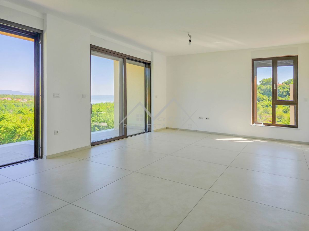 Labin, moderen penthouse s pogledom na morje in stari grad