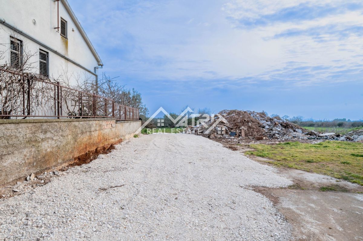 Galižana, gradbena parcela s čudovitim pogledom na morje in Brione