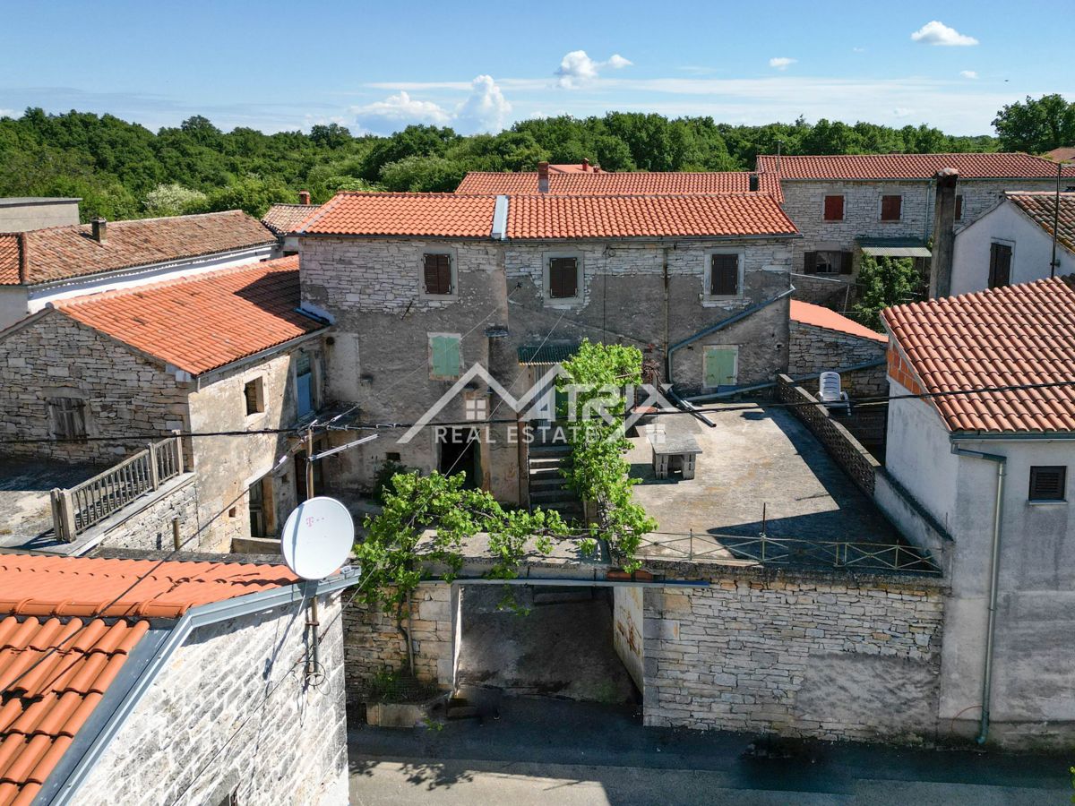 Poreč – Kamnita hiša v mirni istrski vasici