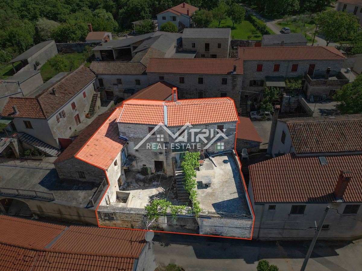 Poreč – Kamnita hiša v mirni istrski vasici