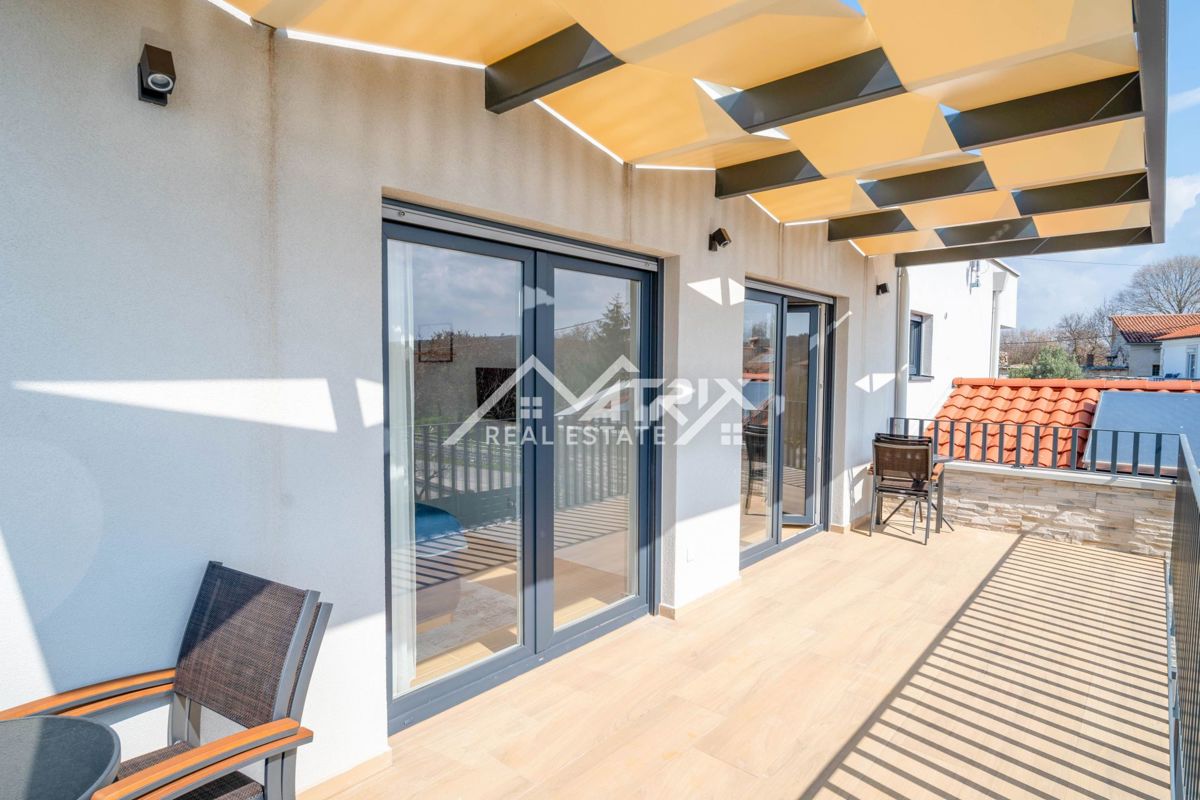 Poreč okolica, moderna vila z ogrevanim bazenom
