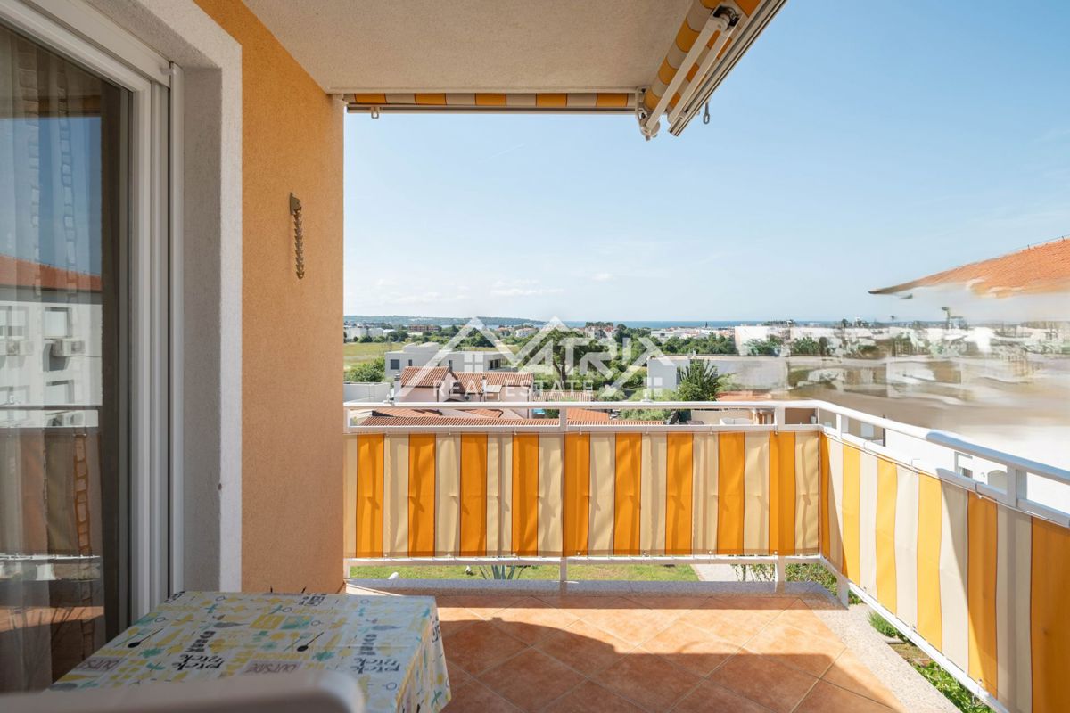 Novigrad, čudovito stanovanje z razgledom na morje!