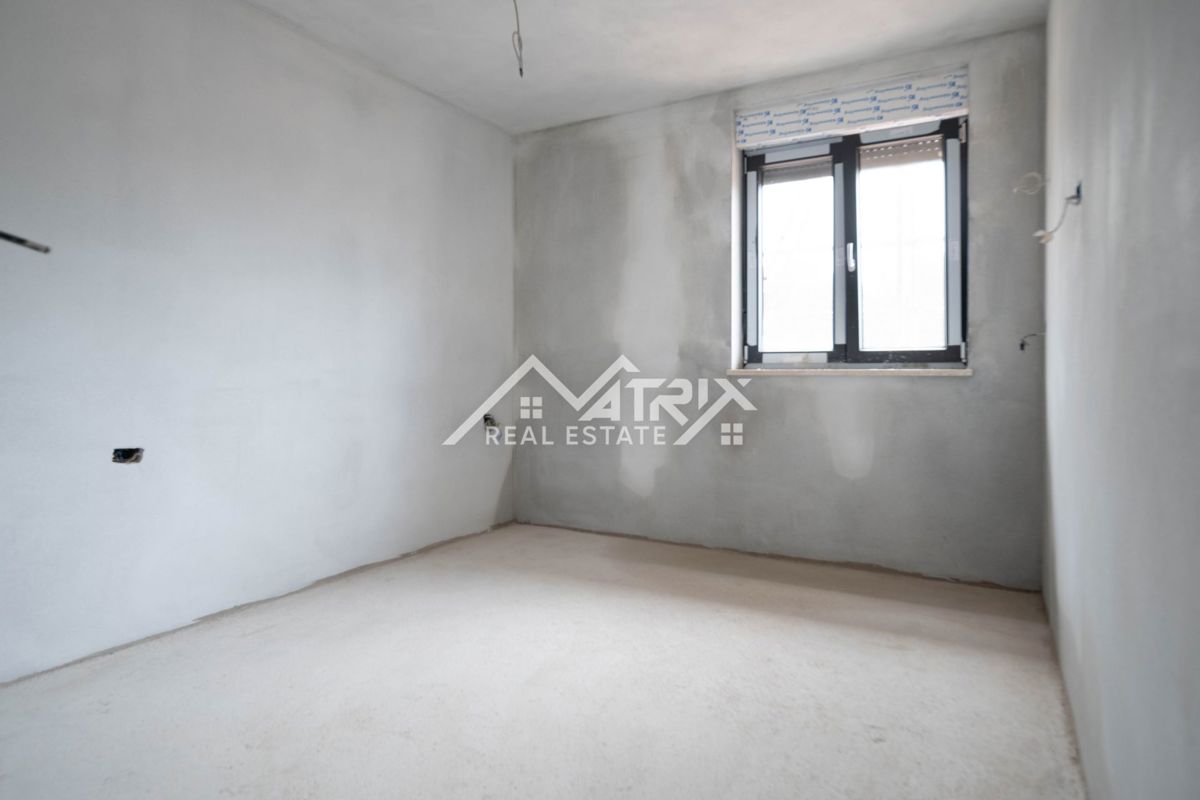 Pula, enosobna stanovanja z ložo 54–55 m²