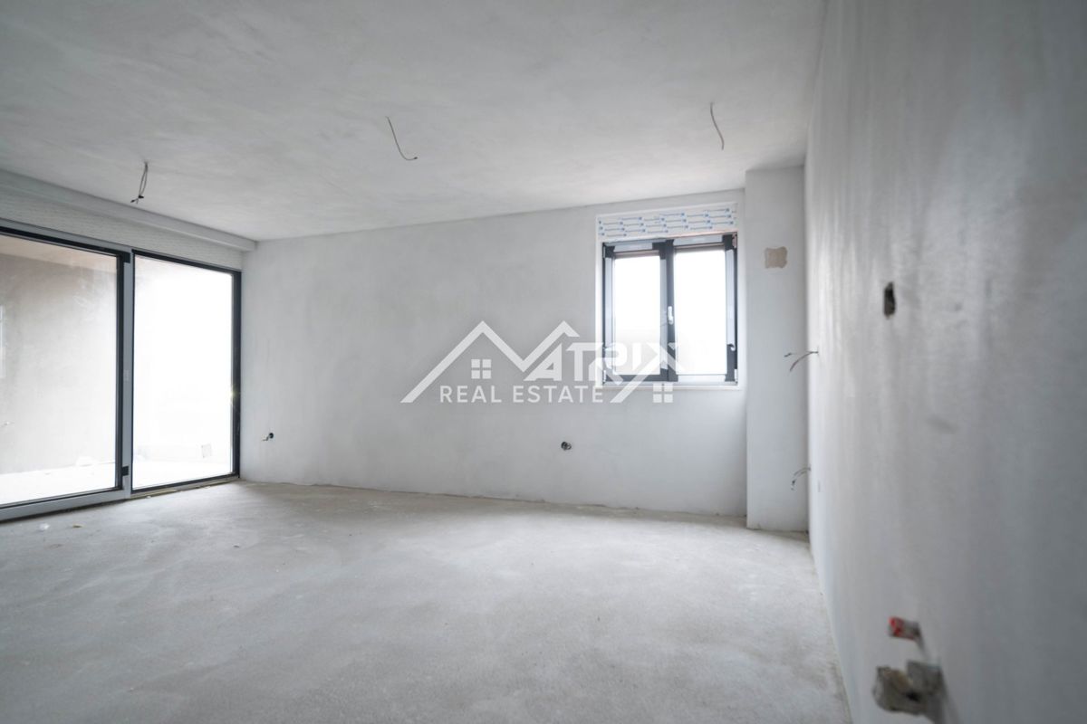 Pula, enosobna stanovanja z ložo 54–55 m²