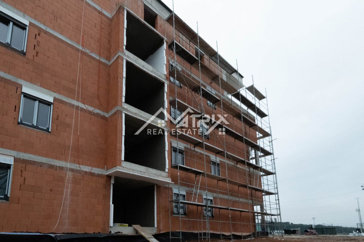 Pula, enosobna stanovanja z ložo 54–55 m²