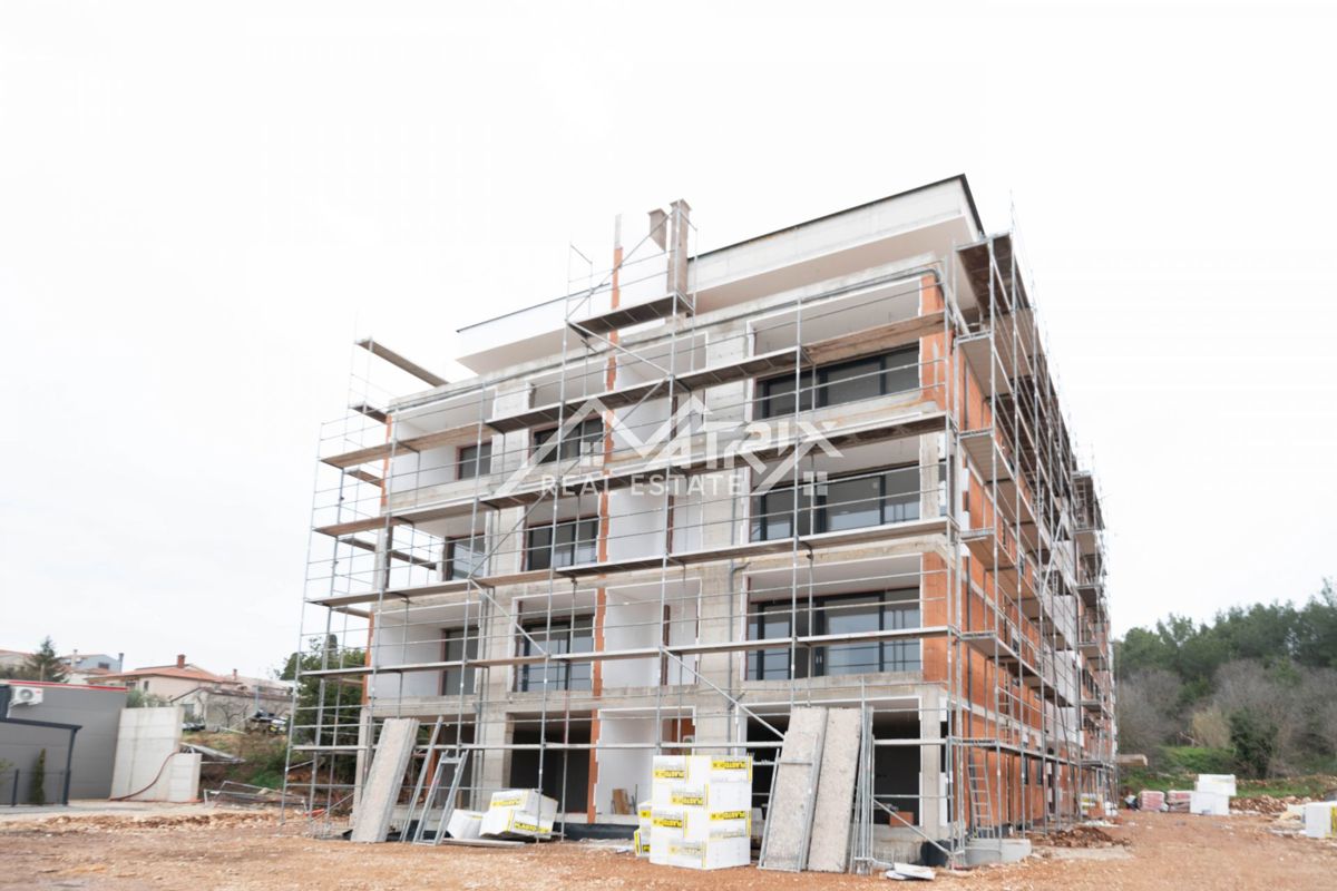 Pula, enosobna stanovanja z ložo 54–55 m²