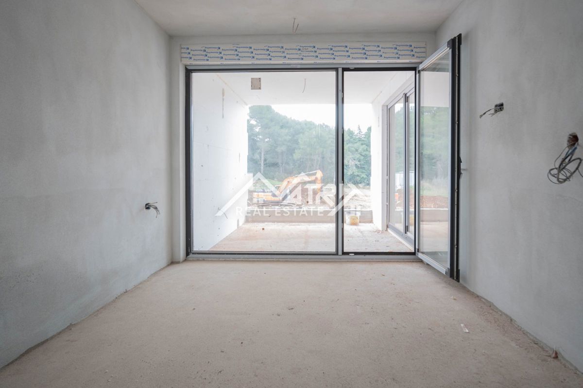 Pula, enosobna stanovanja z ložo 54–55 m²
