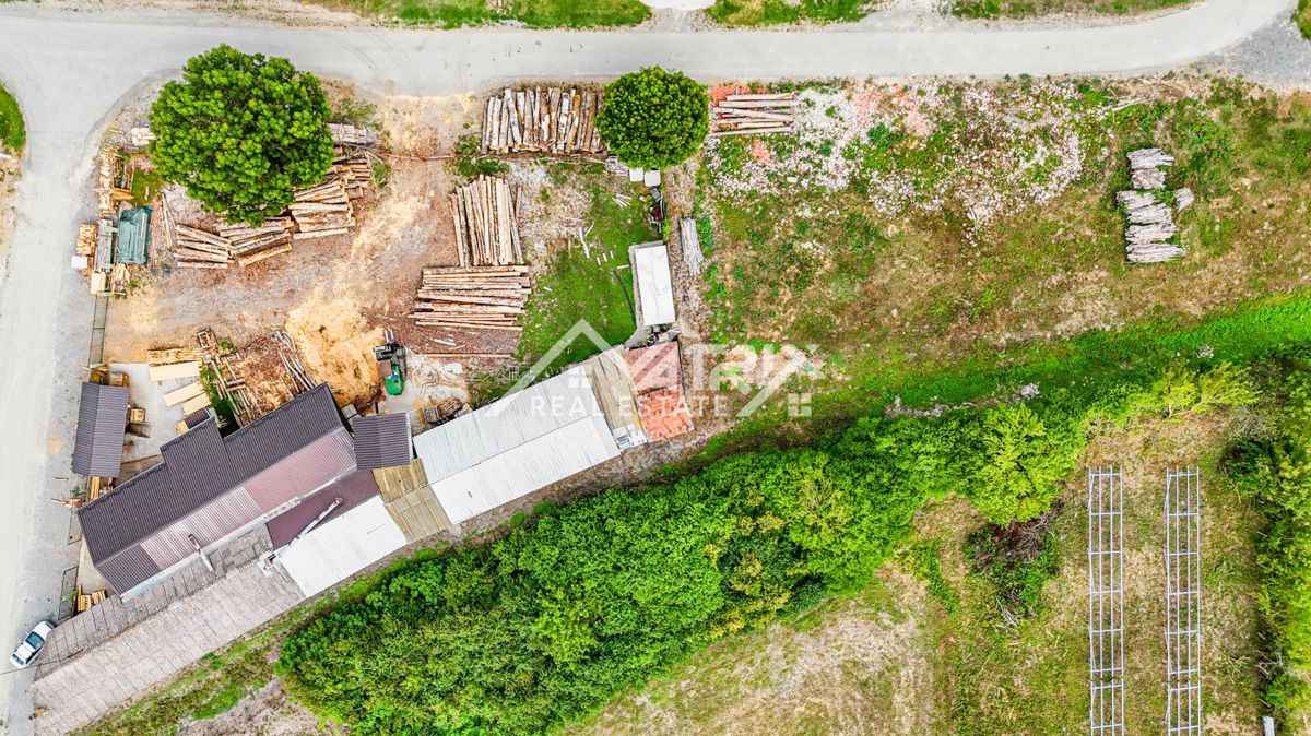 Poslovni prostor Poganovci, Podgorač, 1.500m2