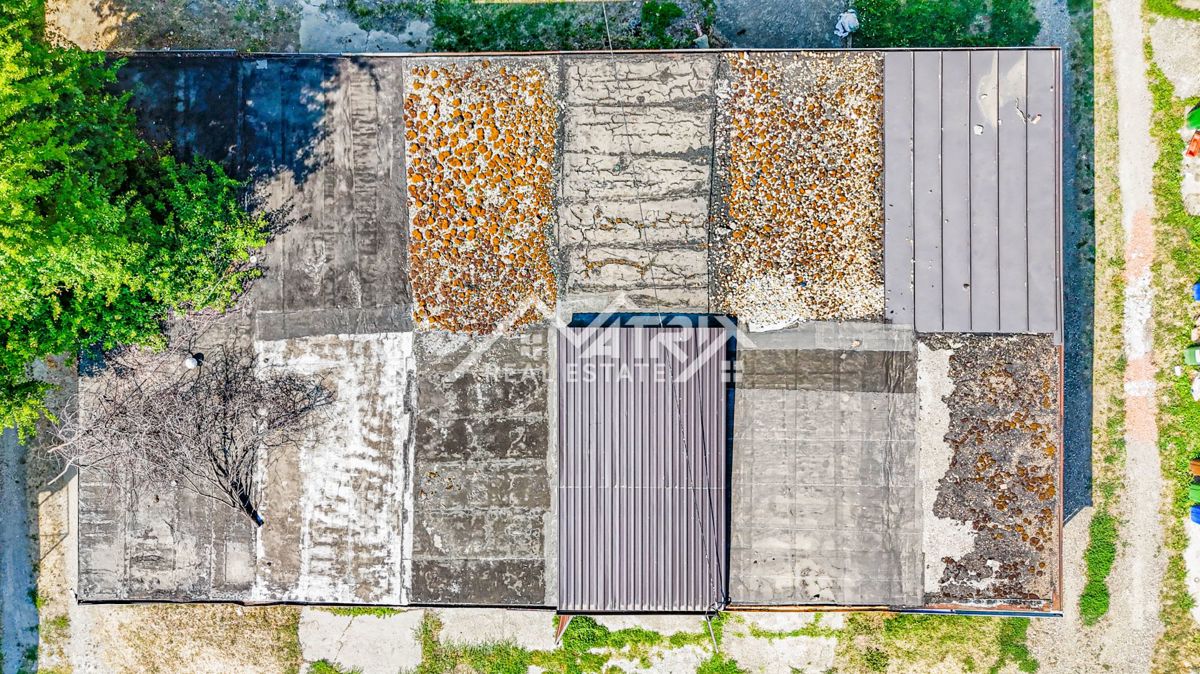 Garaža Osijek, 15m2