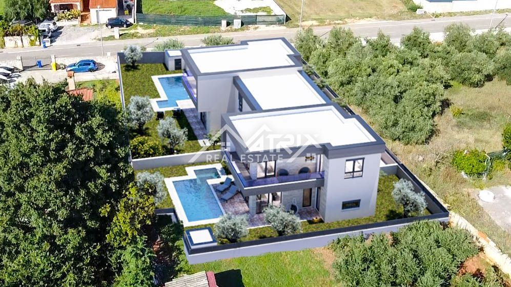 Medulin, moderna hiša z bazenom v bližini morja in centra!