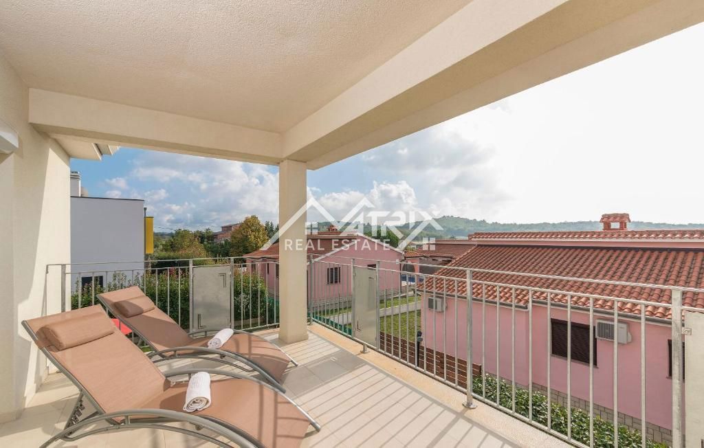 Poreč okolica, samostojna hiša z bazenom