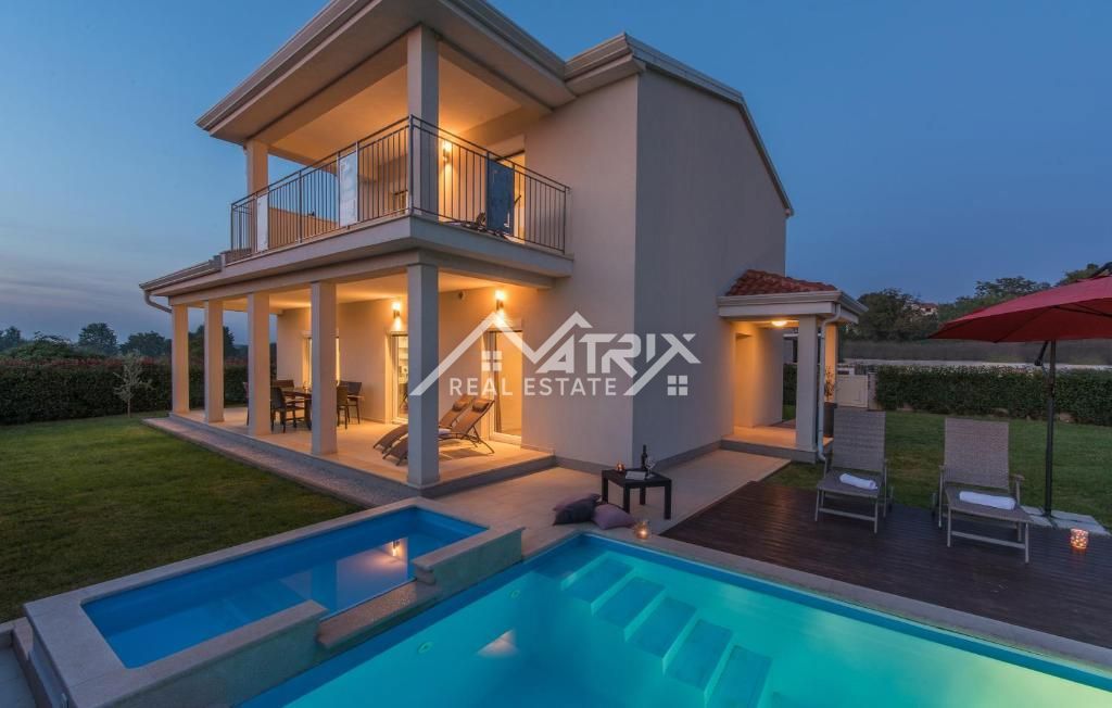 Poreč okolica, samostojna hiša z bazenom