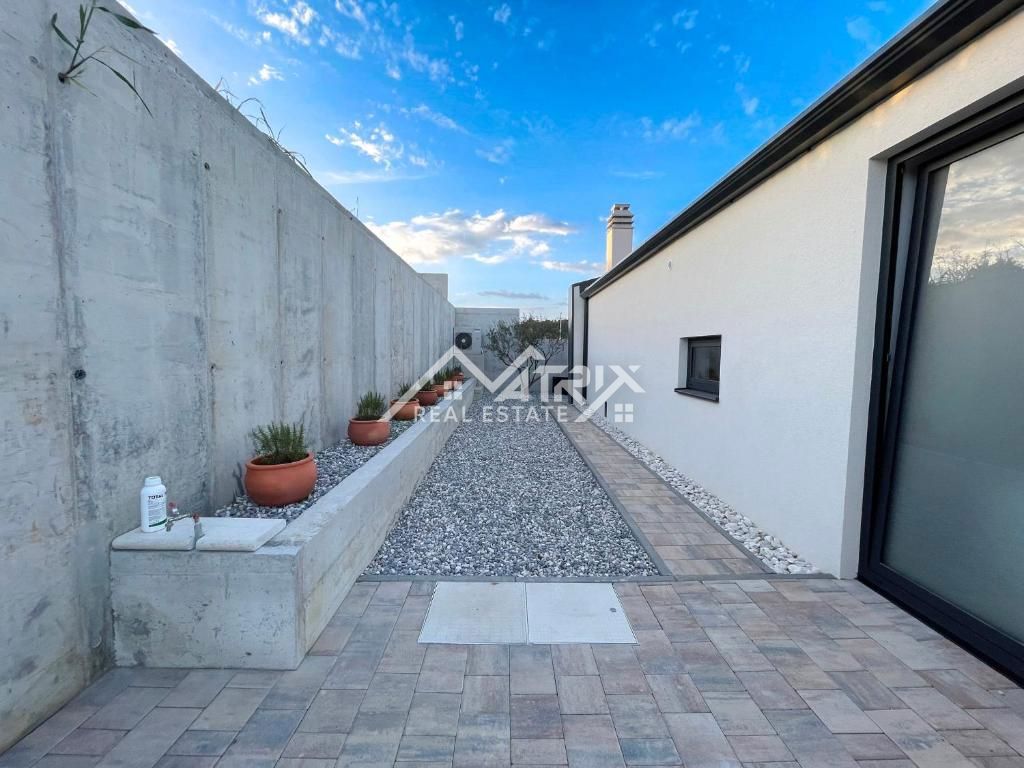 Grožnjan okolica, enonadstropna hiša s panoramskim razgledom