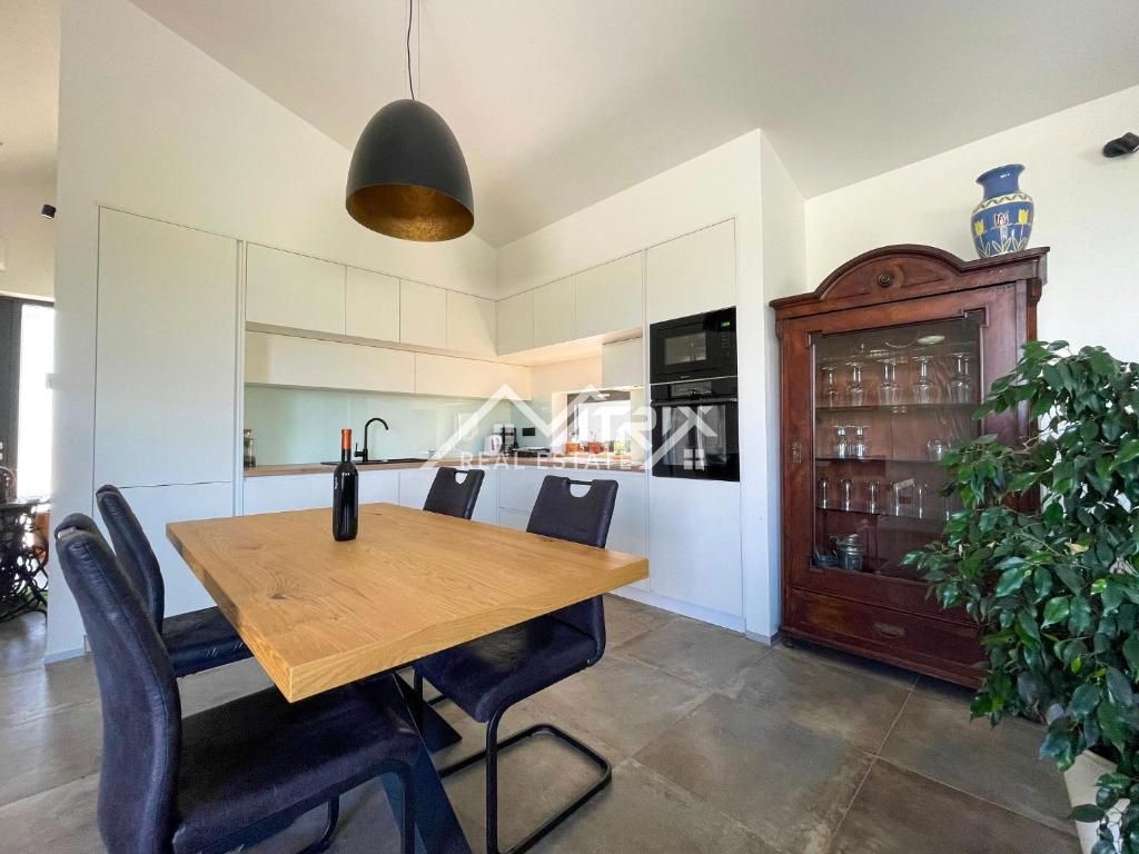 Grožnjan okolica, enonadstropna hiša s panoramskim razgledom