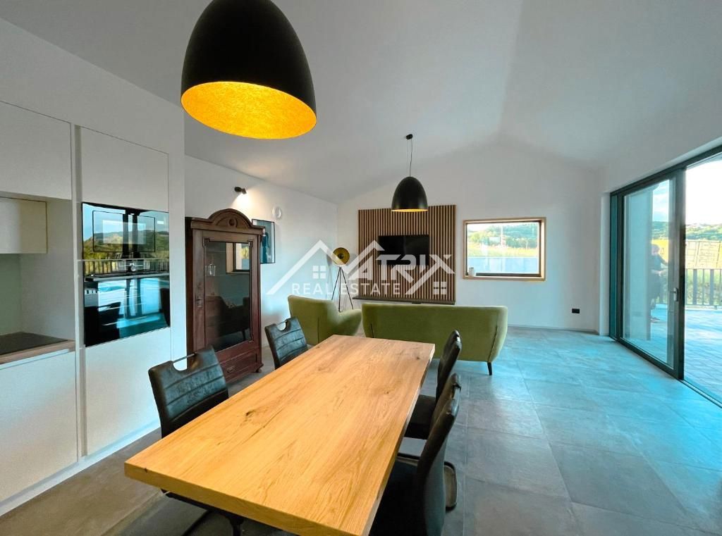 Grožnjan okolica, enonadstropna hiša s panoramskim razgledom