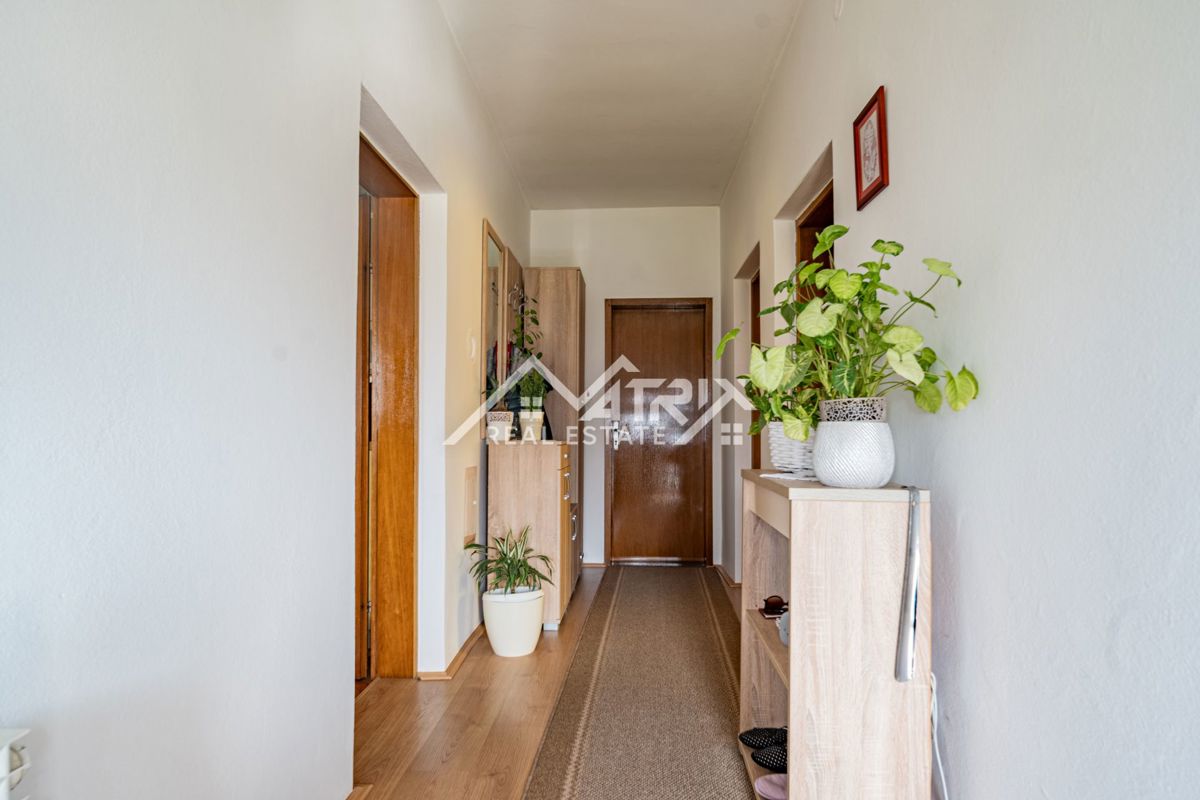 Hiša Semeljci, 133m2