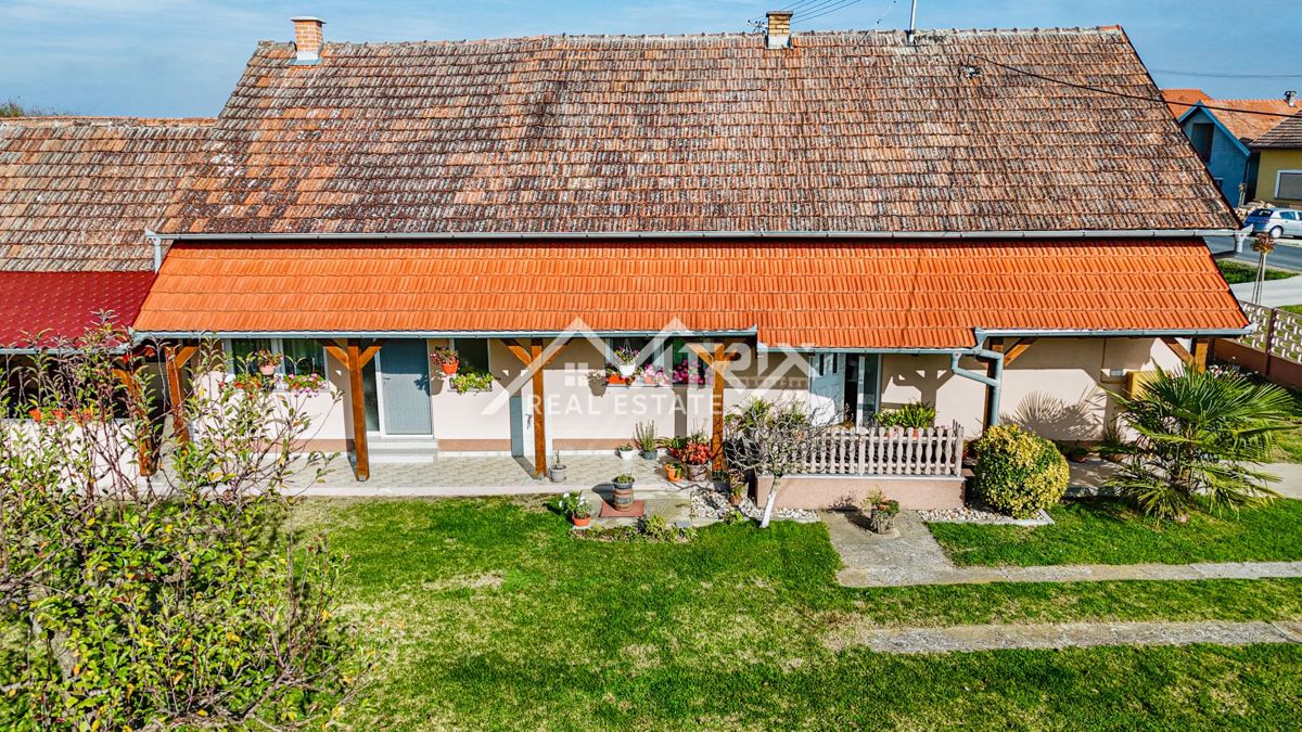 Hiša Semeljci, 133m2