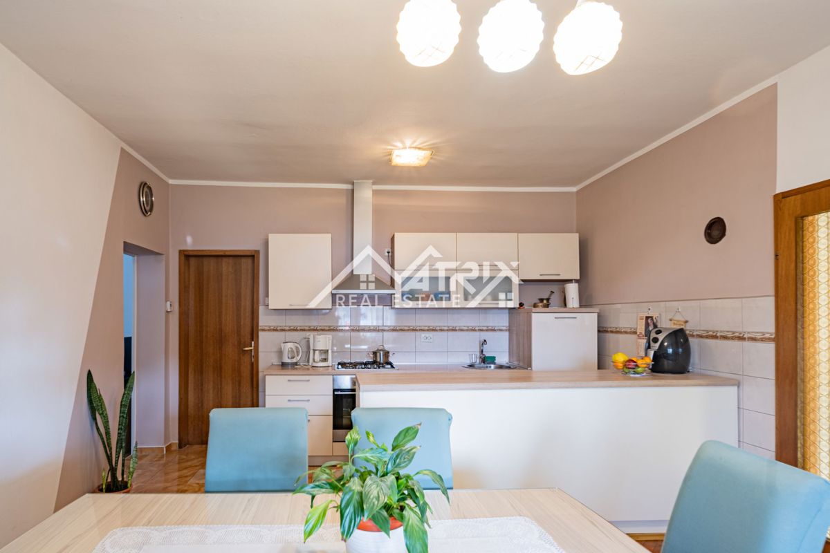 Hiša Semeljci, 133m2