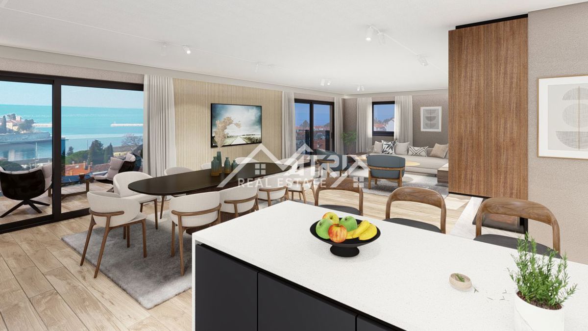 Poreč, penthouse s strešno teraso in pogledom na morje