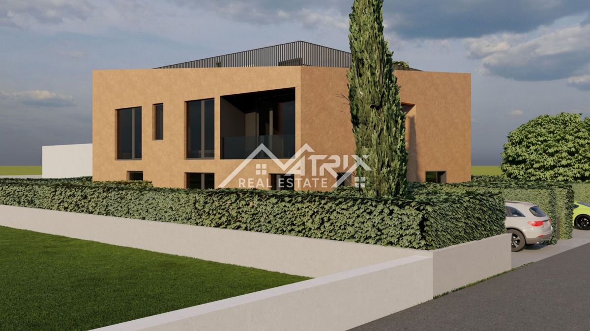 Poreč okolica, Pritlično stanovanje z veliko teraso, vrtom in parkiriščem