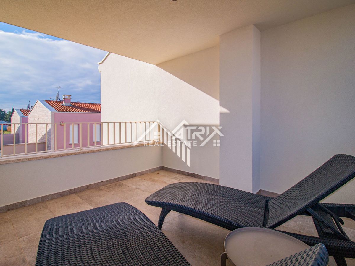 Funtana, Moderno opremljena hiša le 300 m od morja