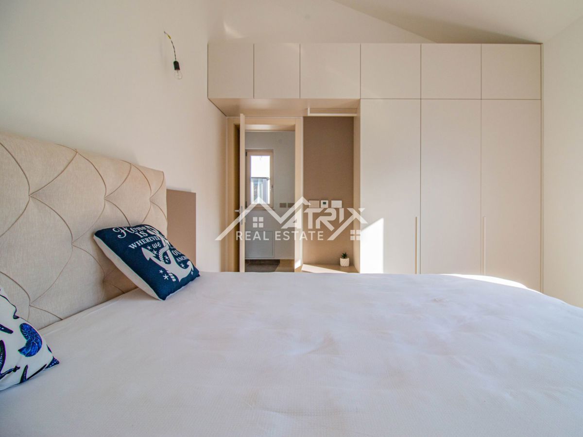 Funtana, Moderno opremljena hiša le 300 m od morja