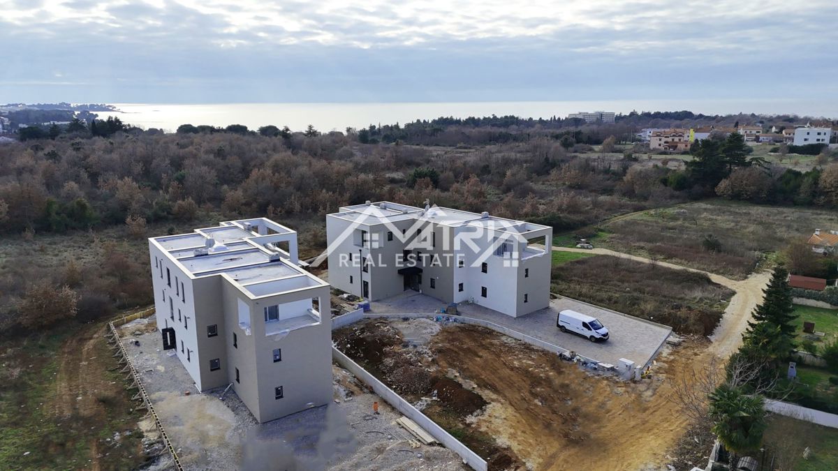 Poreč, stan na prvom katu u blizini mora