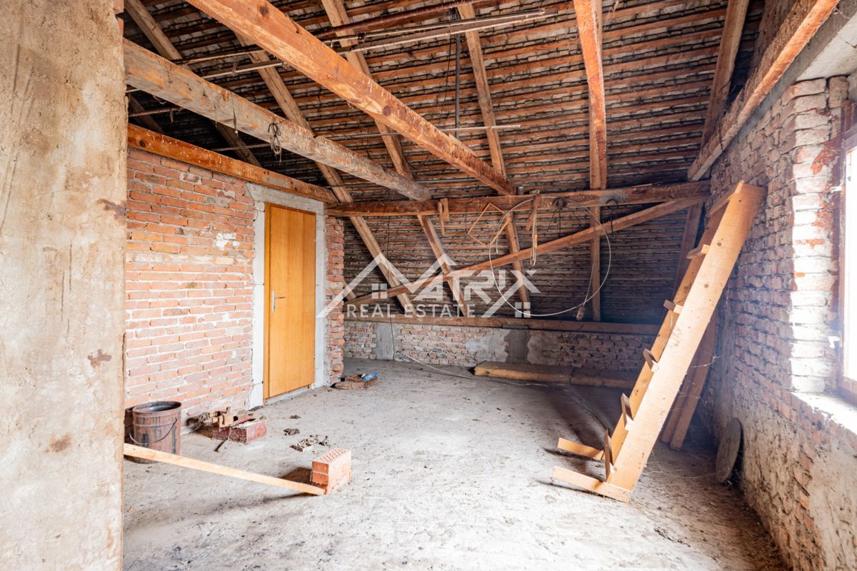 Hiša Valpovo, 117m2