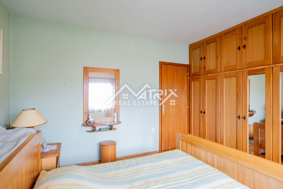 Hiša Valpovo, 117m2