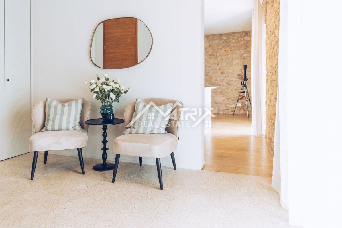 Novigrad in okolica, prekrasna kamnita lepotica.