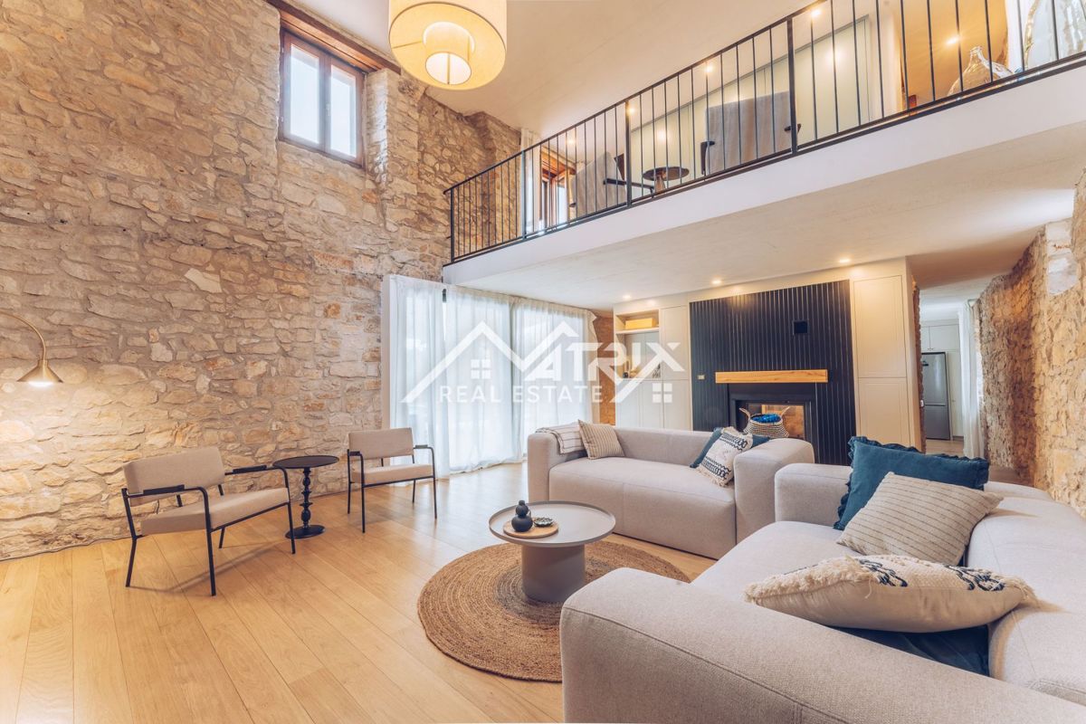 Novigrad in okolica, prekrasna kamnita lepotica.