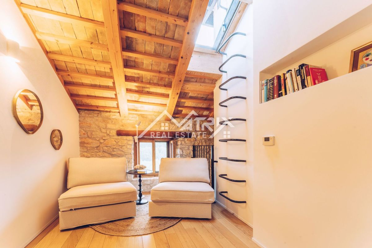 Novigrad in okolica, prekrasna kamnita lepotica.