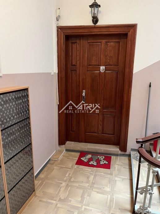 Poreč, stanovanje z dvema spalnicama v središču starega mestnega jedra