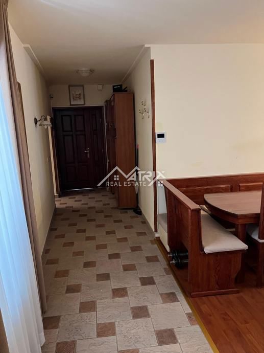 Poreč, stanovanje z dvema spalnicama v središču starega mestnega jedra